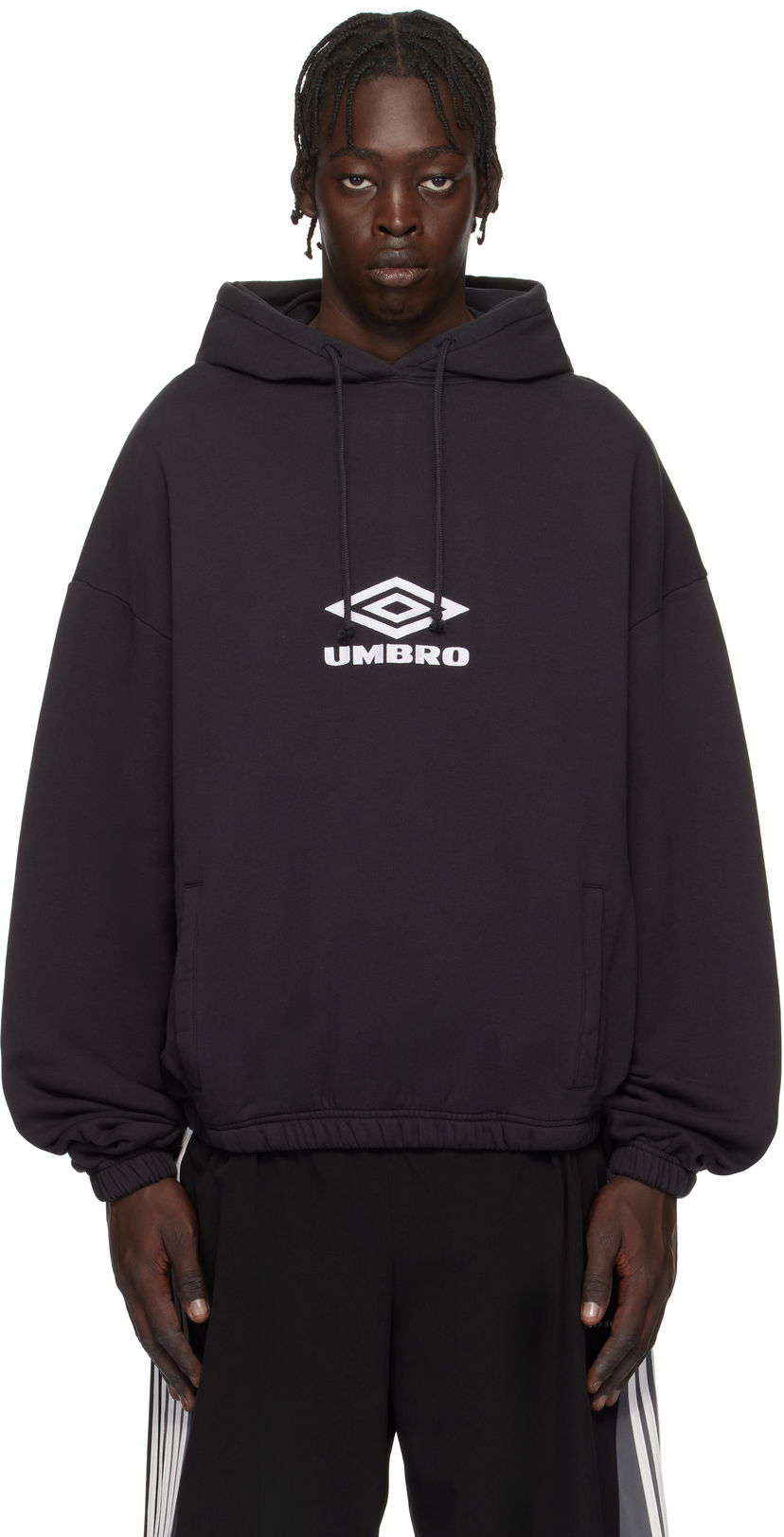 Світшоти Umbro Masked Logo Hoodie чорний | UBMW0216FA147