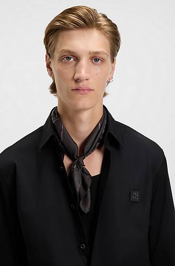 Шарф BOSS Silk-blend Bandana with Art Nouveau Print чорний | 50552642, 1