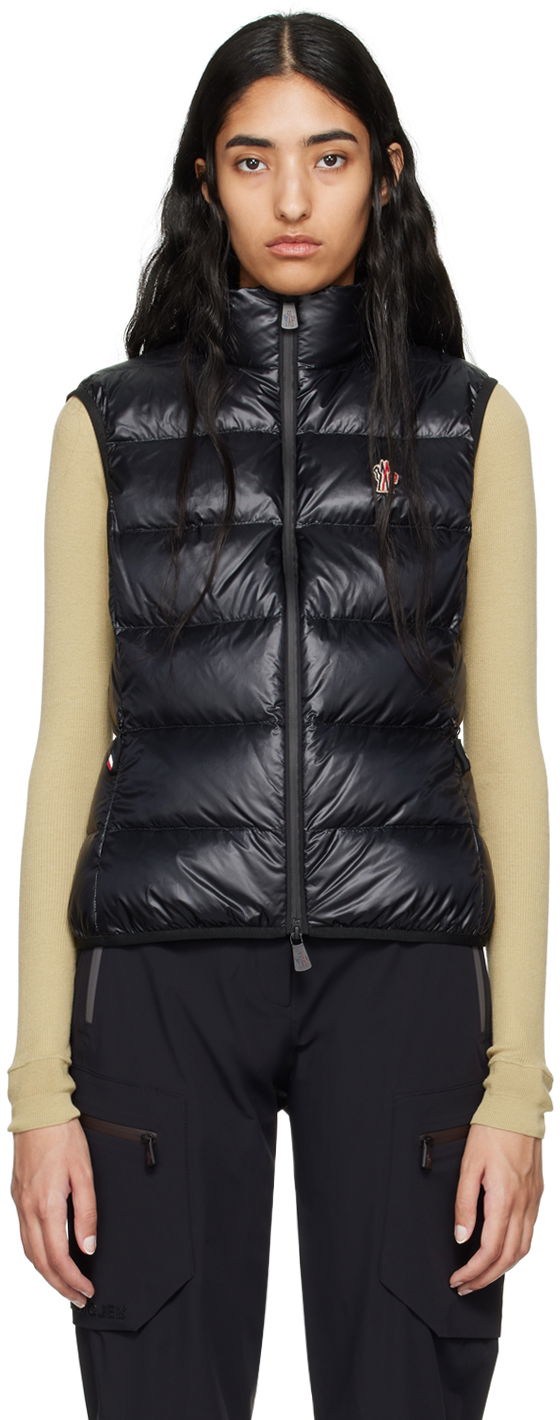 Жилет Moncler Down Vest With Logo Patch чорний | J20988G00010829H7
