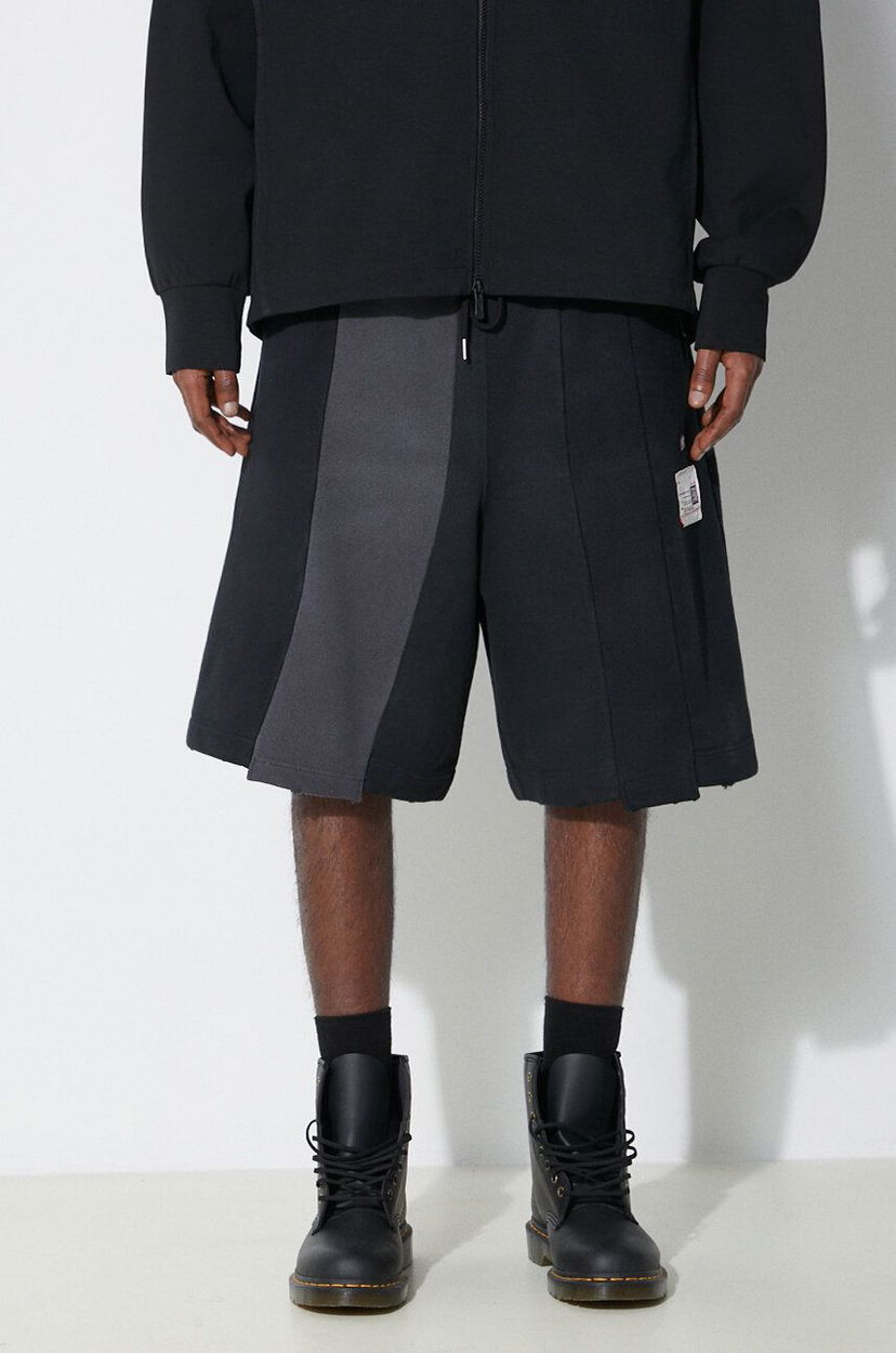 Шорти Maison MIHARA YASUHIRO Maison MIHARA YASUHIRO Vertical Switching Shorts чорний | A12SP563