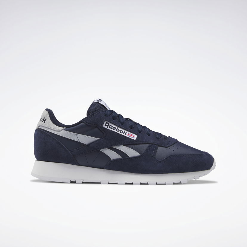 Кросівки та взуття Reebok Classic Leather темно-синій | HQ7136