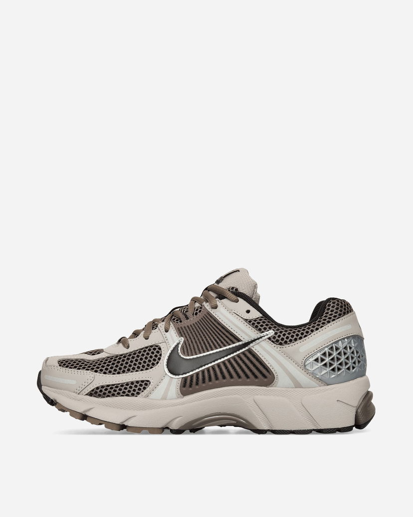 Кросівки та взуття Nike Zoom Vomero 5 бежевий | FB9149-005