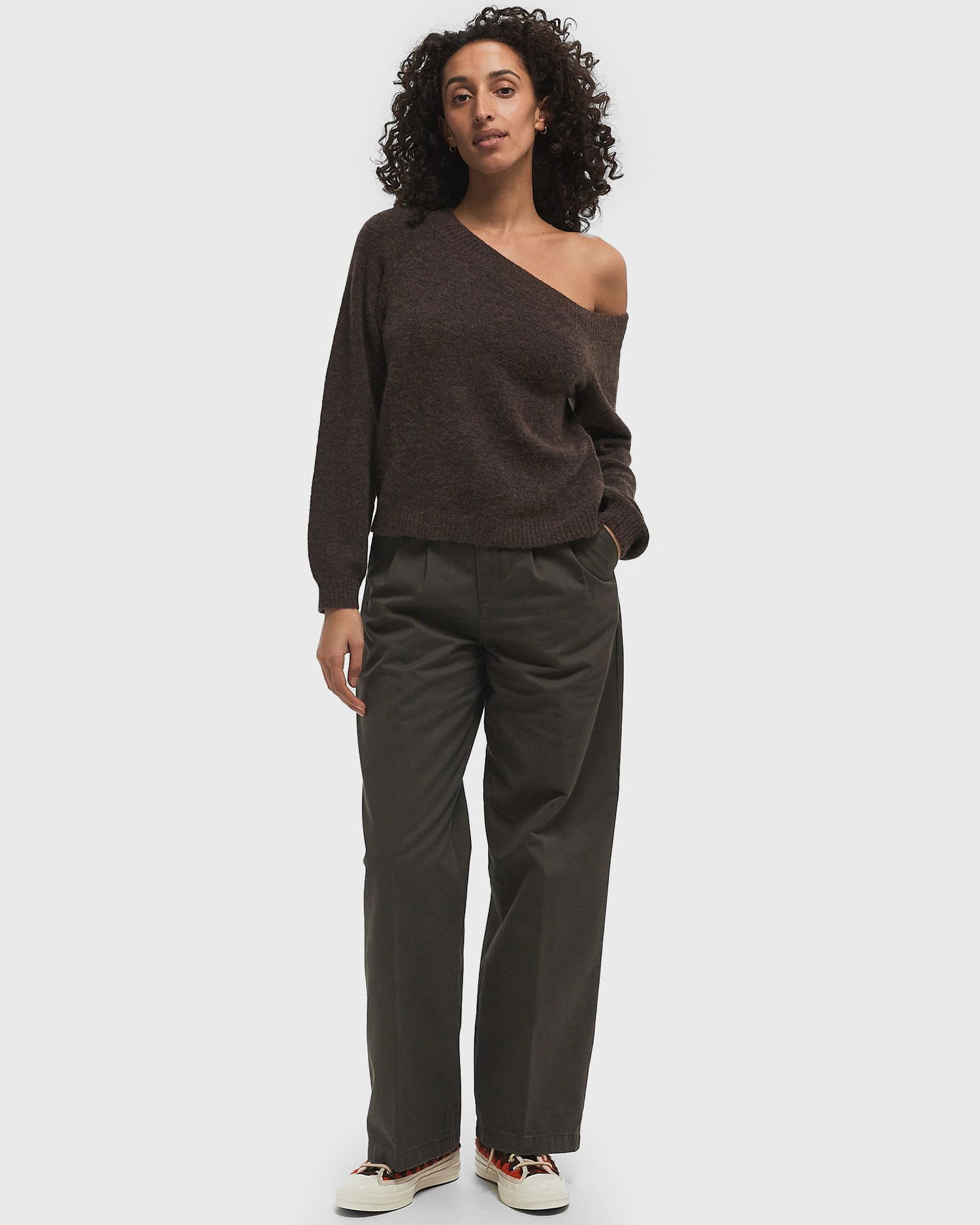 Cветр envii ENADA One-Shoulder Long Sleeve Knit Sweater, Size L Коричневий | E24400090-CHOCOLATE_MEL, 1