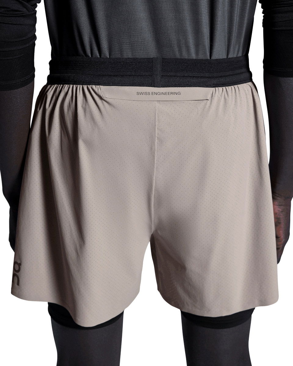 Шорти On Running On Running 5" Performance 2-in-1 Shorts бежевий | 1mf10092986, 1