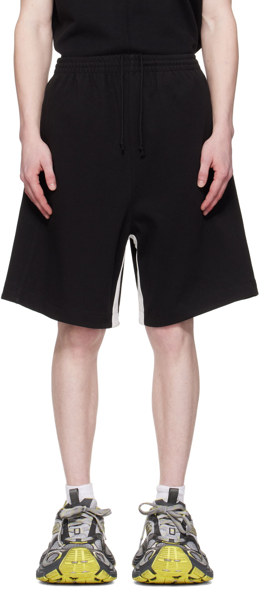 Шорти We11done We11done Contrast Track Shorts чорний | WD-TA0-25-719-U-BK