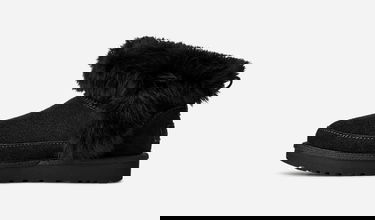 Кросівки та взуття UGG Suede Classic Ultra Mini Chalet Boot чорний | 1173832-BLK, 2