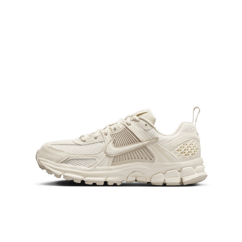 Кросівки та взуття Nike Vomero 5 бежевий | HF6998-101