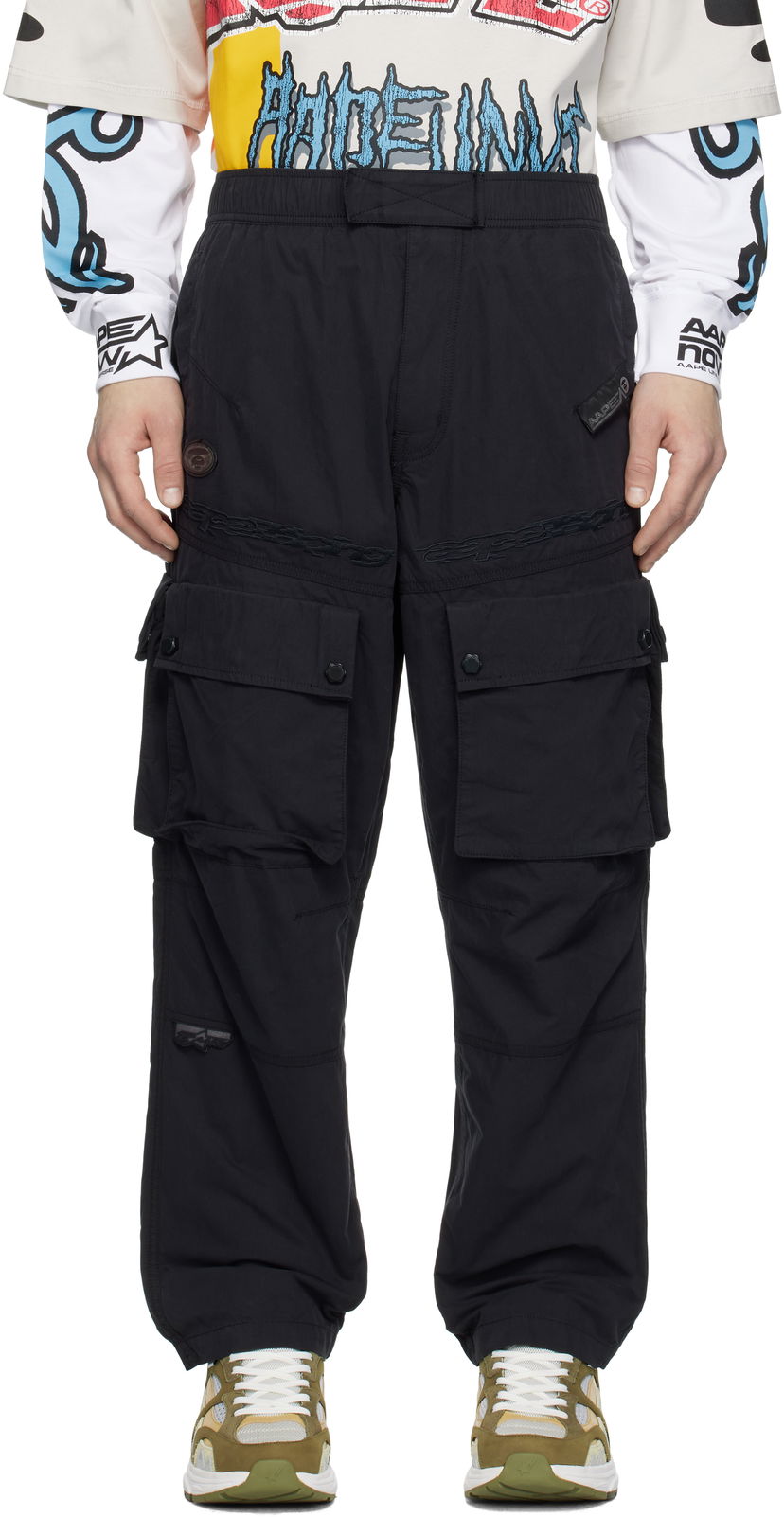 Штани карго AAPE by A Bathing Ape AAPE by A Bathing Ape Moonface Logo Utility Cargo Pants чорний | AAPPTMB633XXNBKX