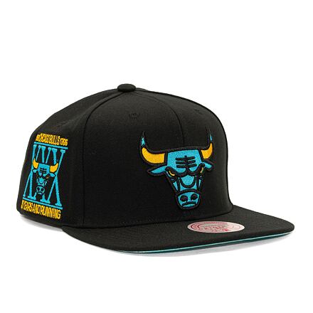 Кепка Mitchell & Ness NBA Core Xi Snapback Chicago Bulls Black чорний | HHSS6751-CBUYYPPPBLCK, 0