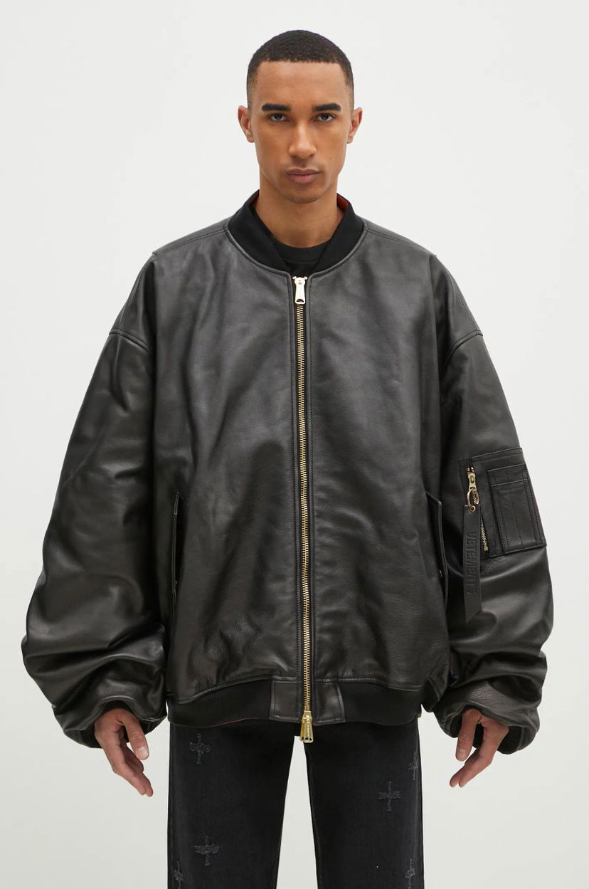 Куртка бомбер VETEMENTS VETEMENTS Oversized Leather Bomber Jacket чорний | UA66JA200B