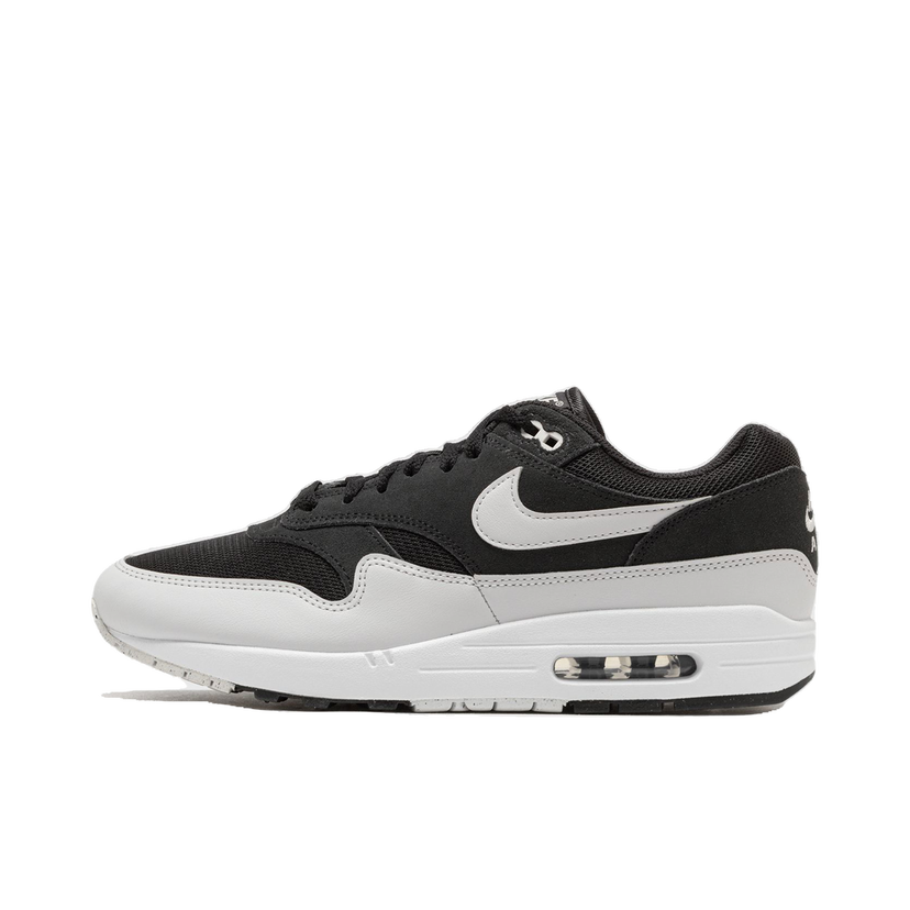 Кросівки та взуття Nike AIR MAX 1 ESS 45 чорний | FZ5808-007