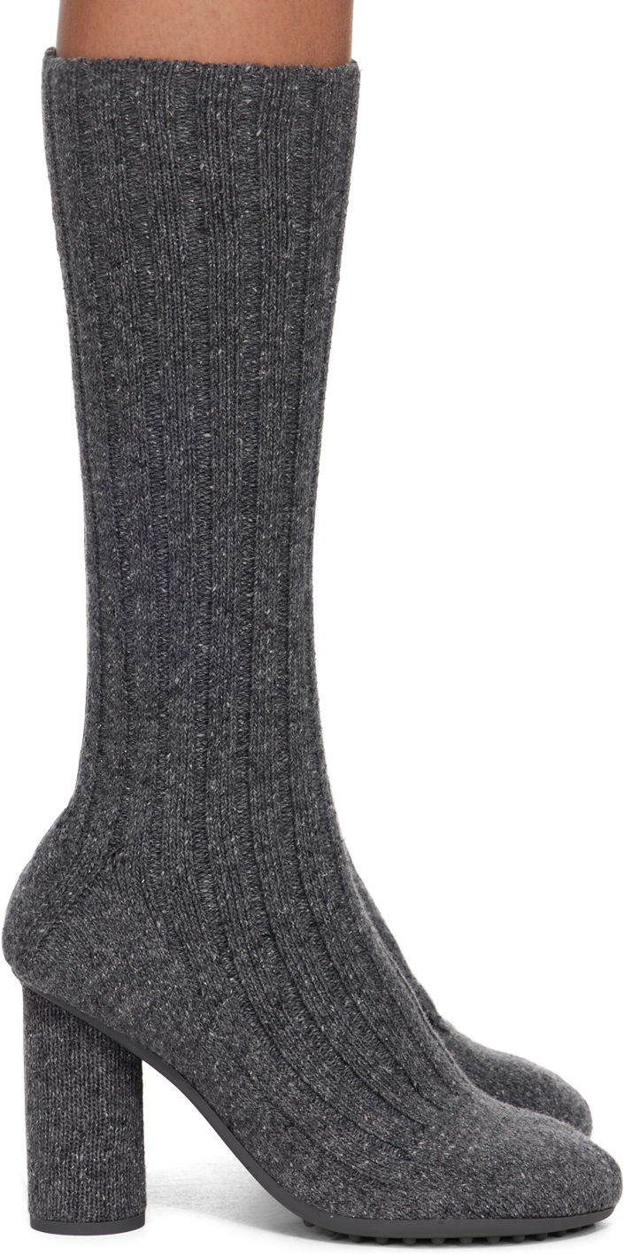 Шкарпетки Bottega Veneta Bottega Veneta Atomic Knit Boots Сірий | 775456 V3V00