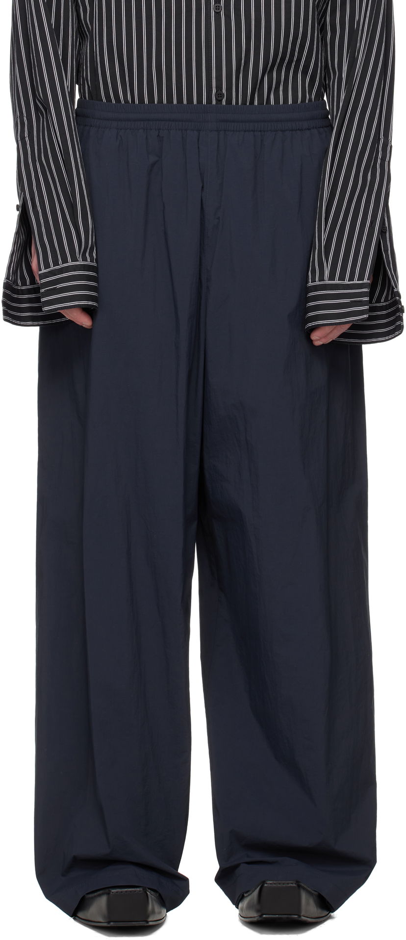Штани Balenciaga Balenciaga Nylon Track Pants темно-синій | 814576TRO32