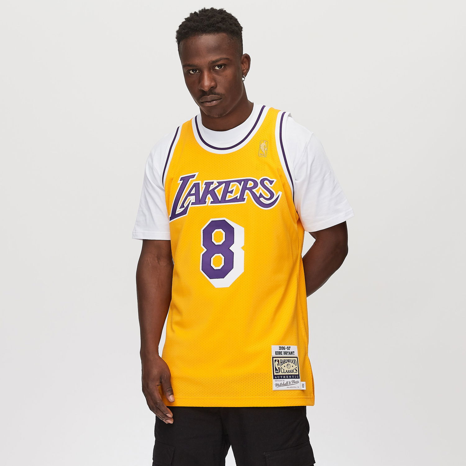 Джерсі Mitchell & Ness NBA AUTHENTIC JERSEY LOS ANGELES LAKERS HOME 1996-97 KOBE BRYANT #8 Жовтий | AJY4GS18091-LALLTGD96KBR, 1