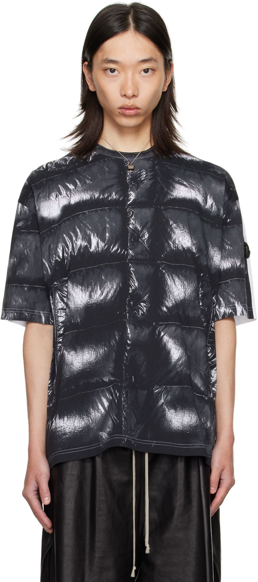 Футболка Moncler Moncler Genius x A$AP Rocky Glossy Padded Short Sleeve T-Shirt чорний | K24048C0000189AYW