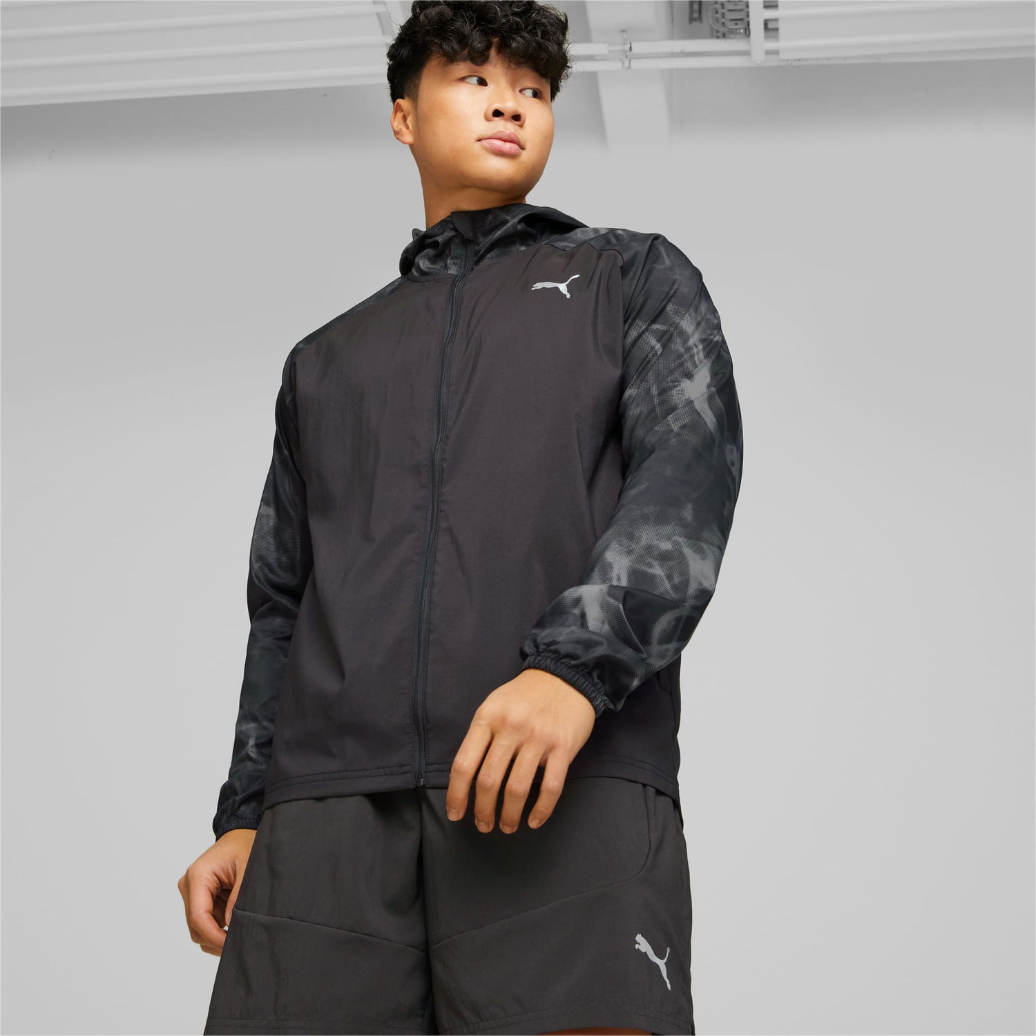 Куртка Puma Run Favourite Printed Woven Jacket чорний | 523389_01, 1