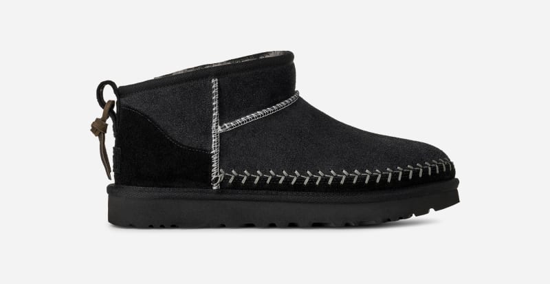 Кросівки та взуття UGG Classic Ultra Mini Biarritz Boot чорний | 1171538-BLK