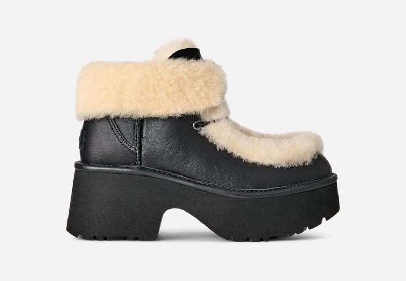 Кросівки та взуття UGG UGG Classic Esmee Leather Boots чорний | 1176110-BLK