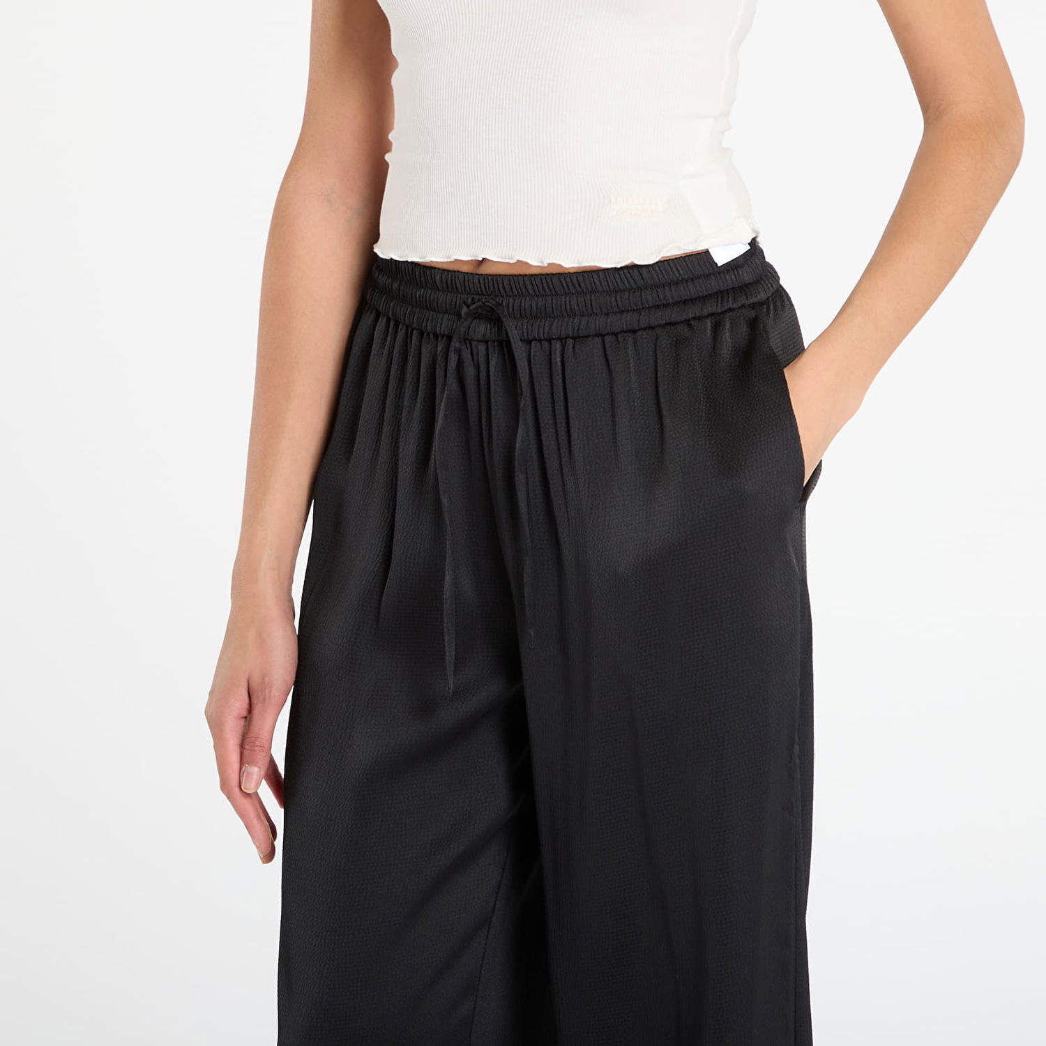 Штани Samsoe Samsoe Sahelena Wide-Leg Drawstring Trousers чорний | F24300151_CLR000021, 1