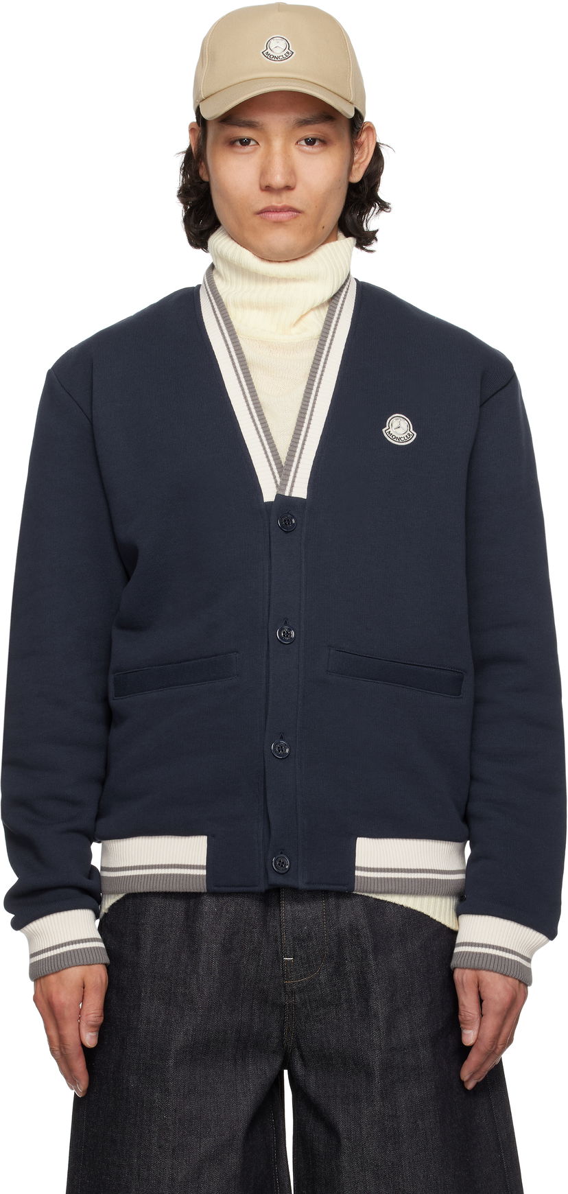 Cветр Moncler Moncler Genius Mercedes-Benz by NIGO Sweatshirt Cardigan темно-синій | K14018G0000589AWV