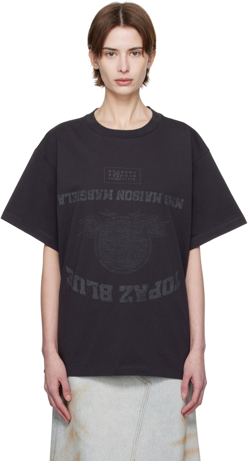 Футболка Maison Margiela MM6 Maison Margiela Topaz Blue Graphic T-Shirt чорний | SH0GC0041 S24311