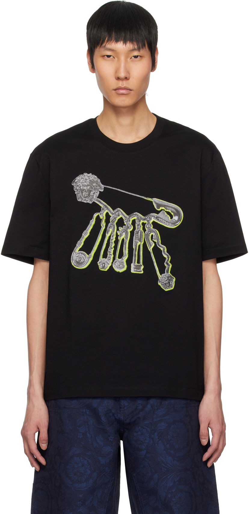 Футболка Versace Versace 'Versace Pop Pin' T-Shirt чорний | 1013302_1A13423