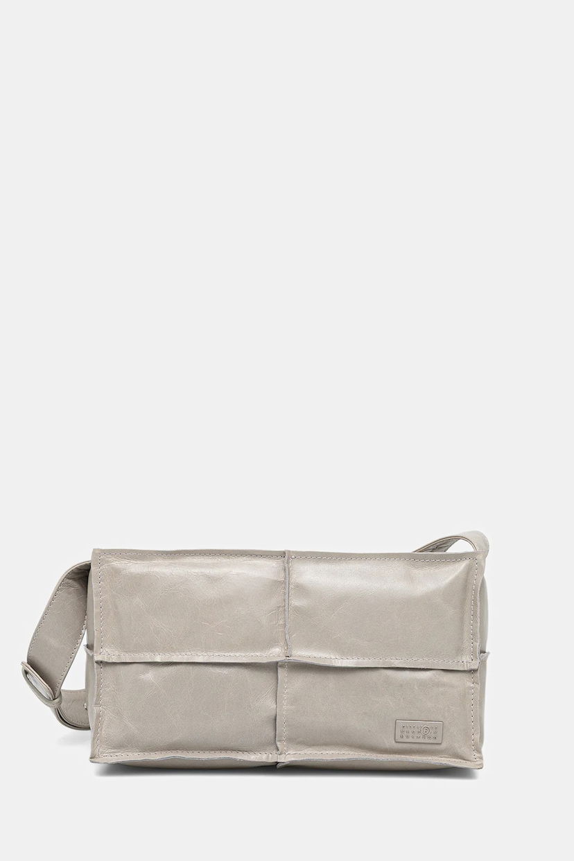 Сумка Maison Margiela MM6 Maison Margiela Leather Paneled Shoulder Bag Сірий | SB5WD0031.P8490.T1019