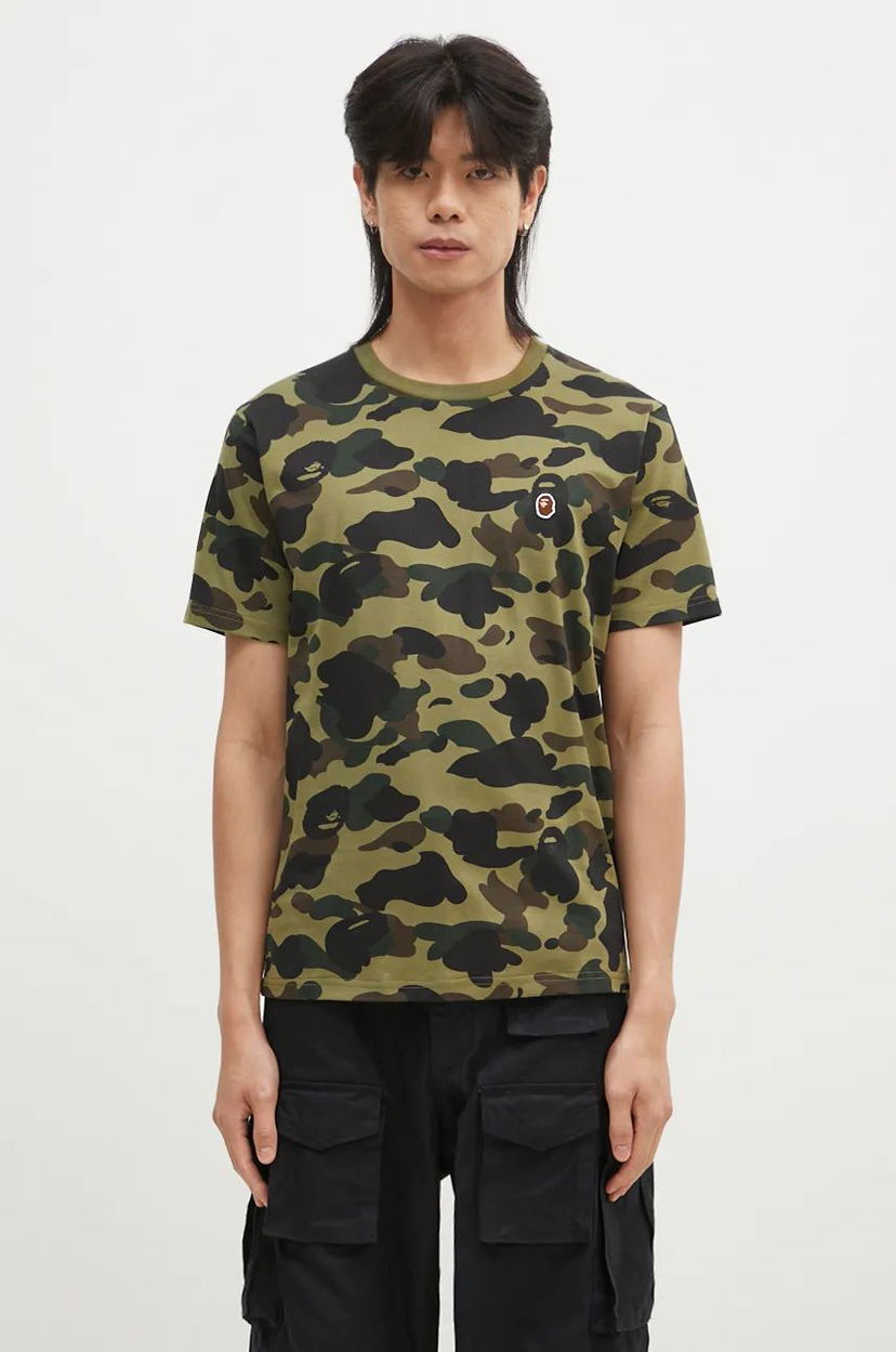 Футболка BAPE 1ST CAMO ONE POINT TEE Зелений | 1K80109006